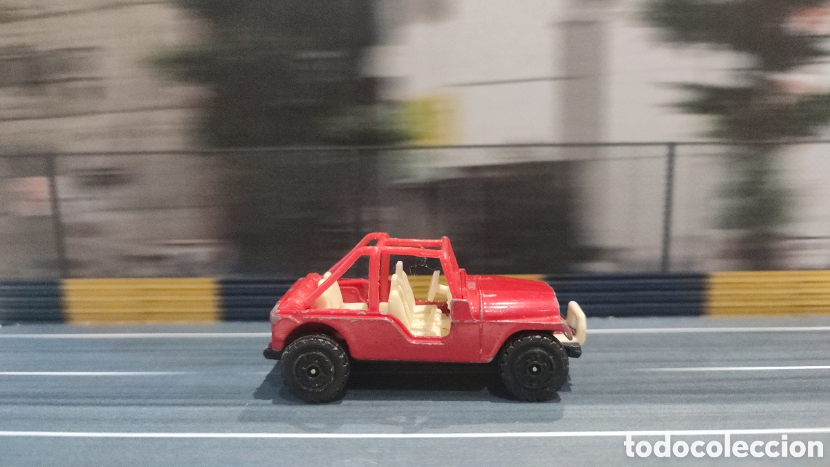 Coches a escala: CORGI - Jeep - Foto 4