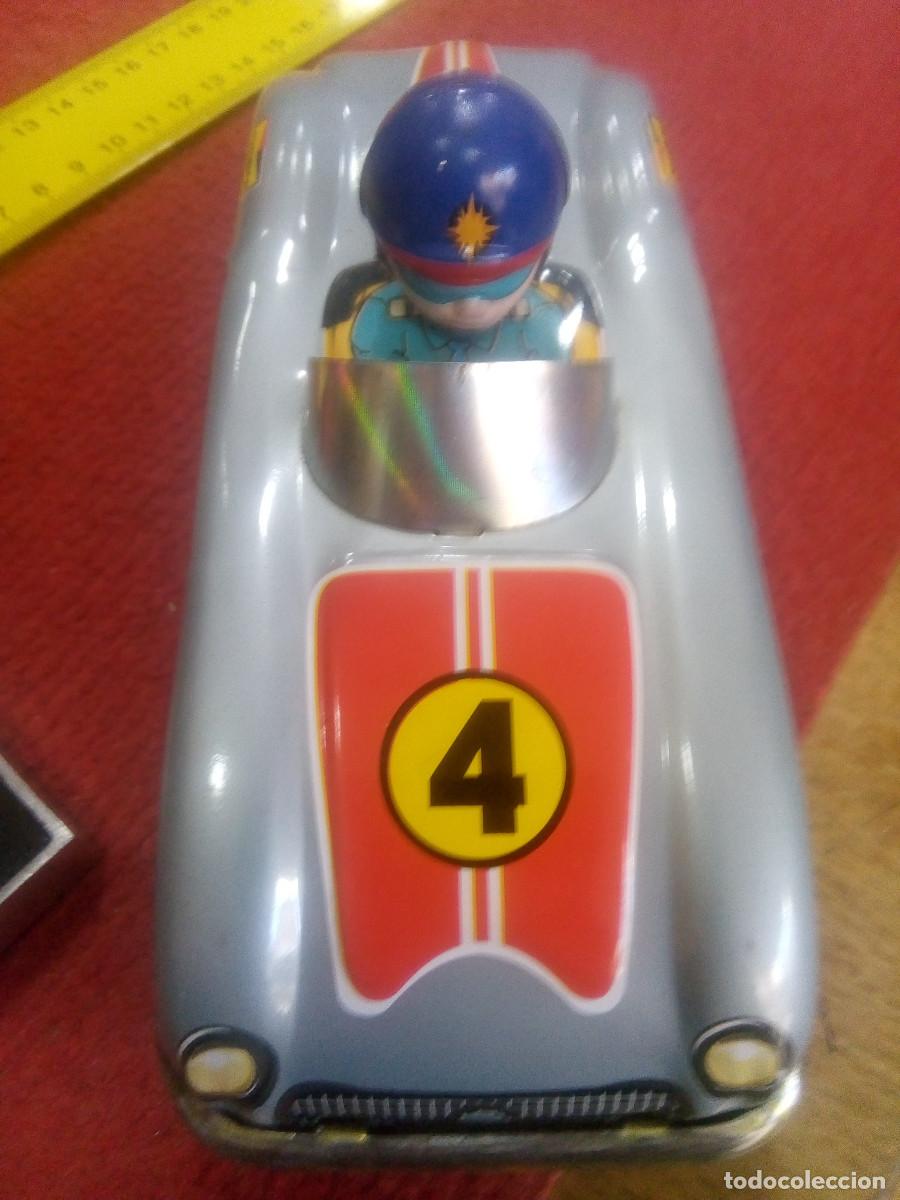 Coches a escala: COCHE DE HOJALATA R&Eacute;PLICA - Foto 3