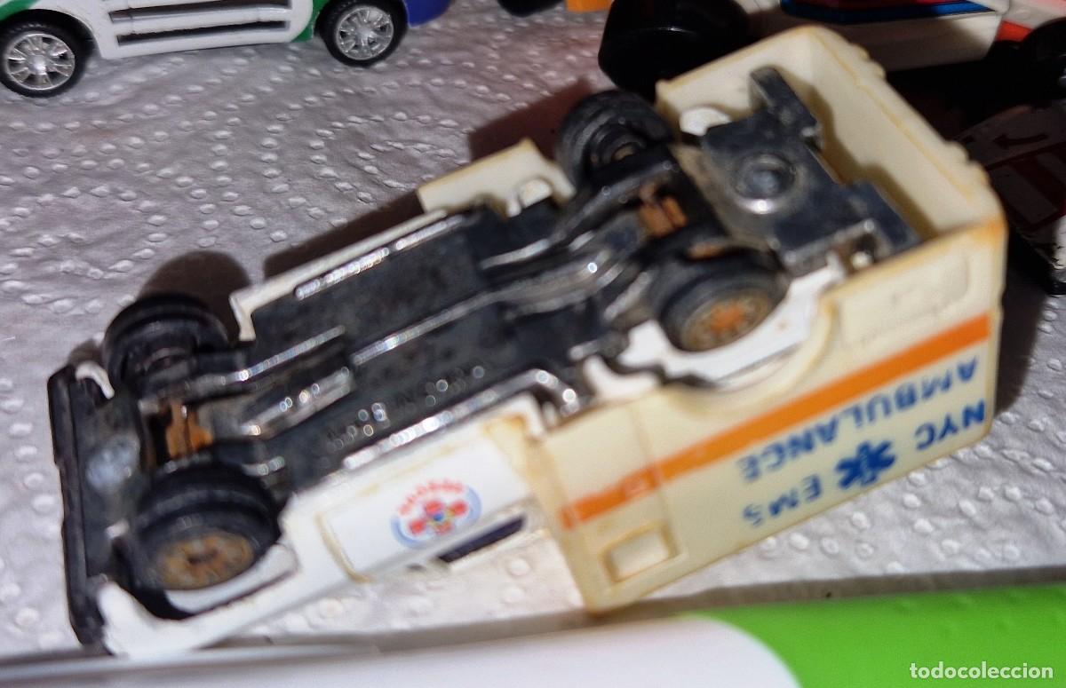 Coches a escala: Ambulancia Desguace chino - Foto 4