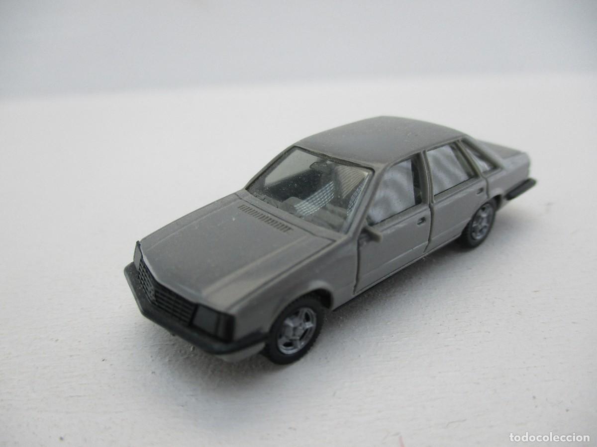 Coches a escala: COCHE ESCALA 1:87 REF A12 - Foto 1