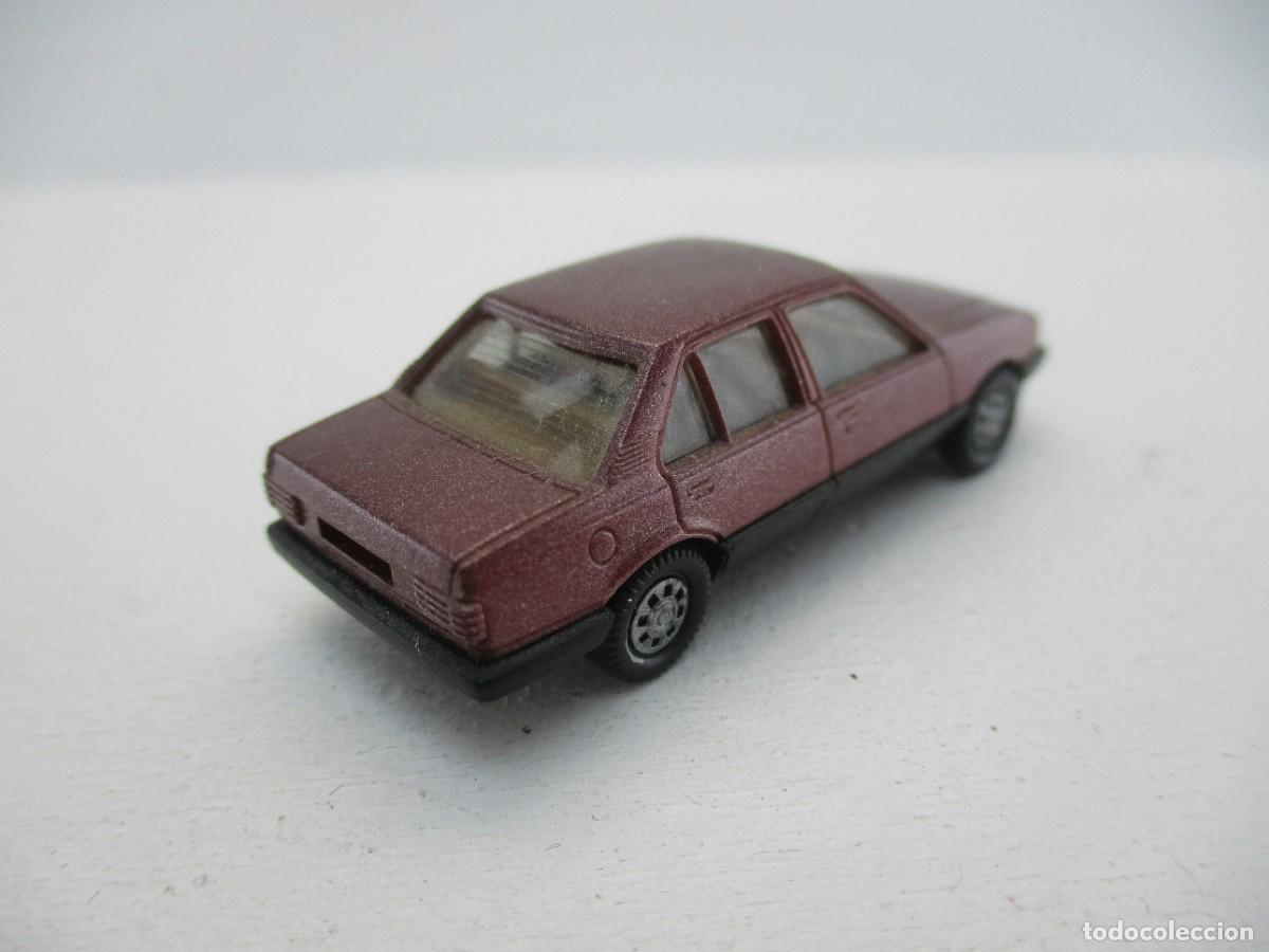 Coches a escala: COCHE ESCALA 1:87 REF A13 - Foto 2