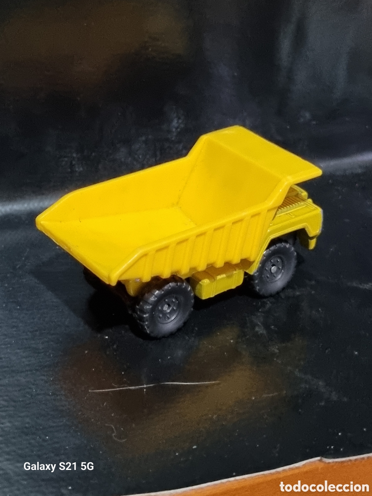 Coches a escala: MAISTO DUMPER - Foto 2