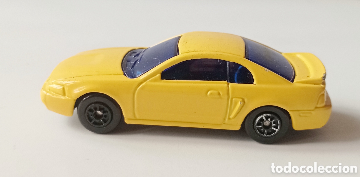Coches a escala: 99 FORD MUSTANG / MAISTO / 1/64 - Foto 2