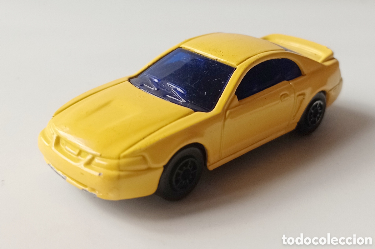 Coches a escala: 99 FORD MUSTANG / MAISTO / 1/64 - Foto 3