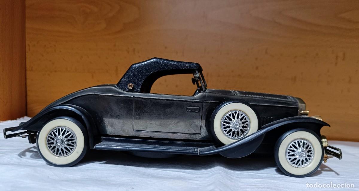 Coches a escala: Coche radio de &eacute;poca - Foto 1
