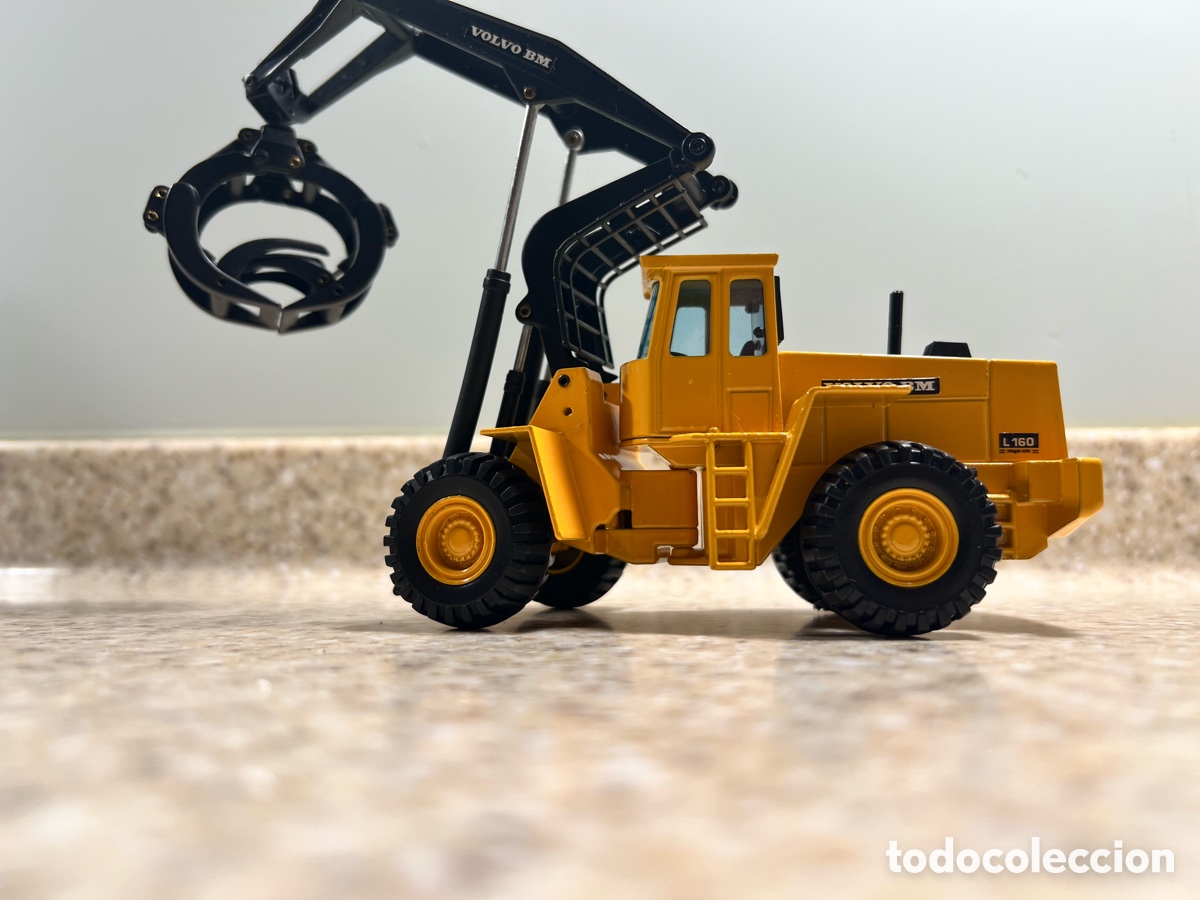 Maquette Jouet Compacteur Volvo BM L160 - Échelle 1/50 - Modèle En Boîte JOAL
