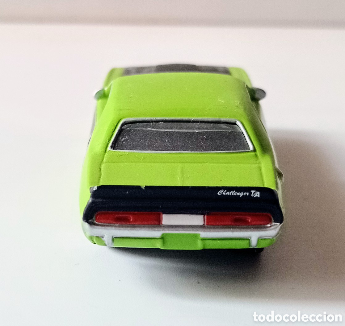 Coches a escala: DODGE CHALLENGER 1970 T/A / JOHNNY LIGHTNING / 1/64 - Foto 4