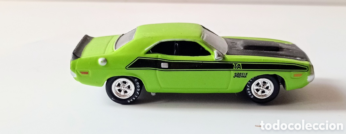 Coches a escala: DODGE CHALLENGER 1970 T/A / JOHNNY LIGHTNING / 1/64 - Foto 5