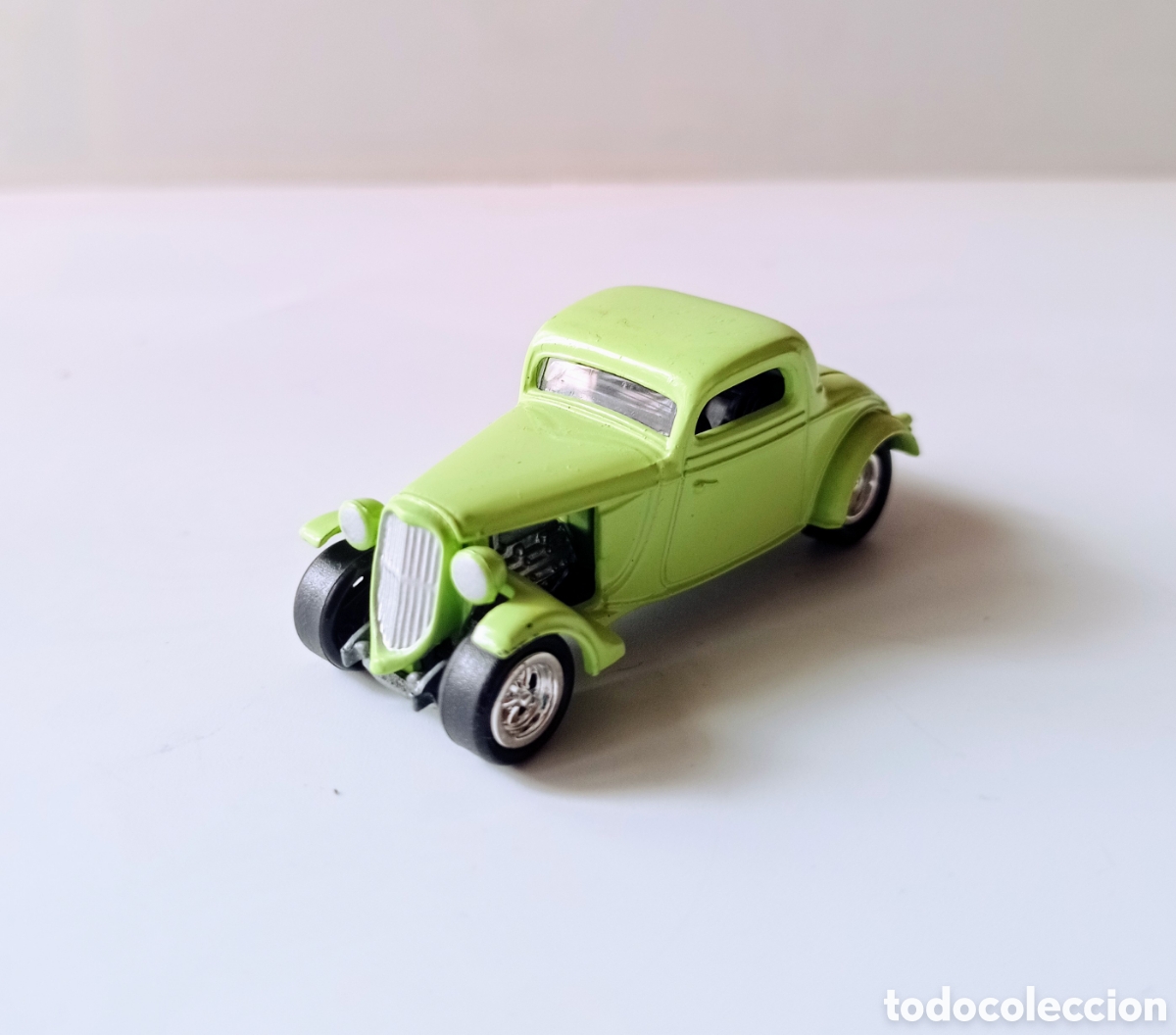 Coches a escala: HOT ROD FLATHEAD / JOHNNY LIGHTNING / 1/64 - Foto 1