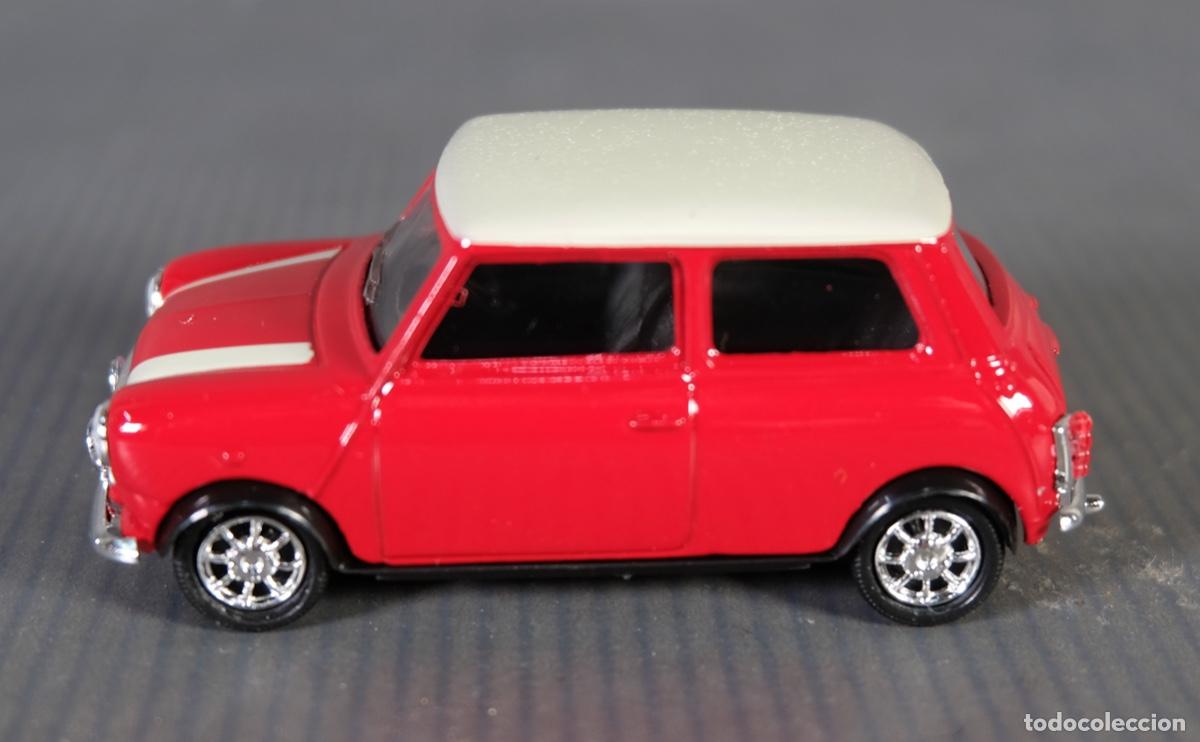 Coches a escala: Coche Mini Solido escala 1/43 - Foto 1