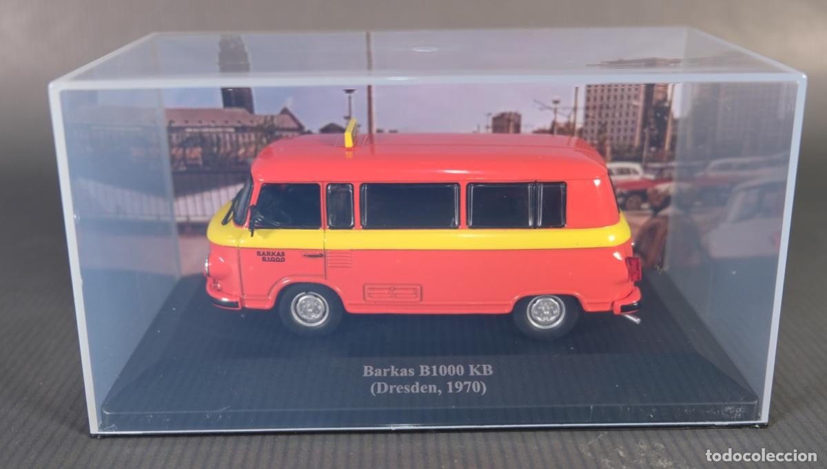 Voitures &agrave; l'&eacute;chelle: R&eacute;plica metal Autob&uacute;s Barkas B1000 KB (Dresden, 1970)