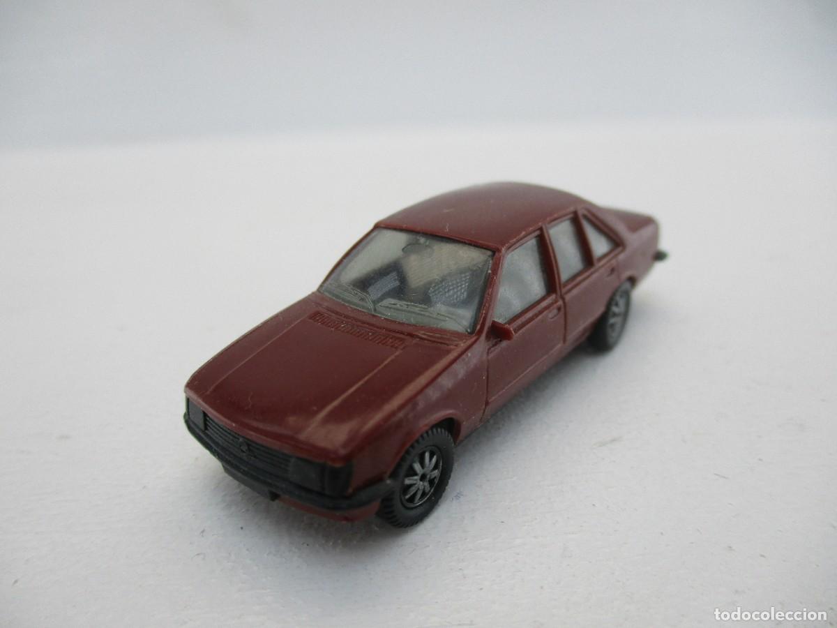 Coches a escala: COCHE ESCALA 1:87 REF C-5 - Foto 1