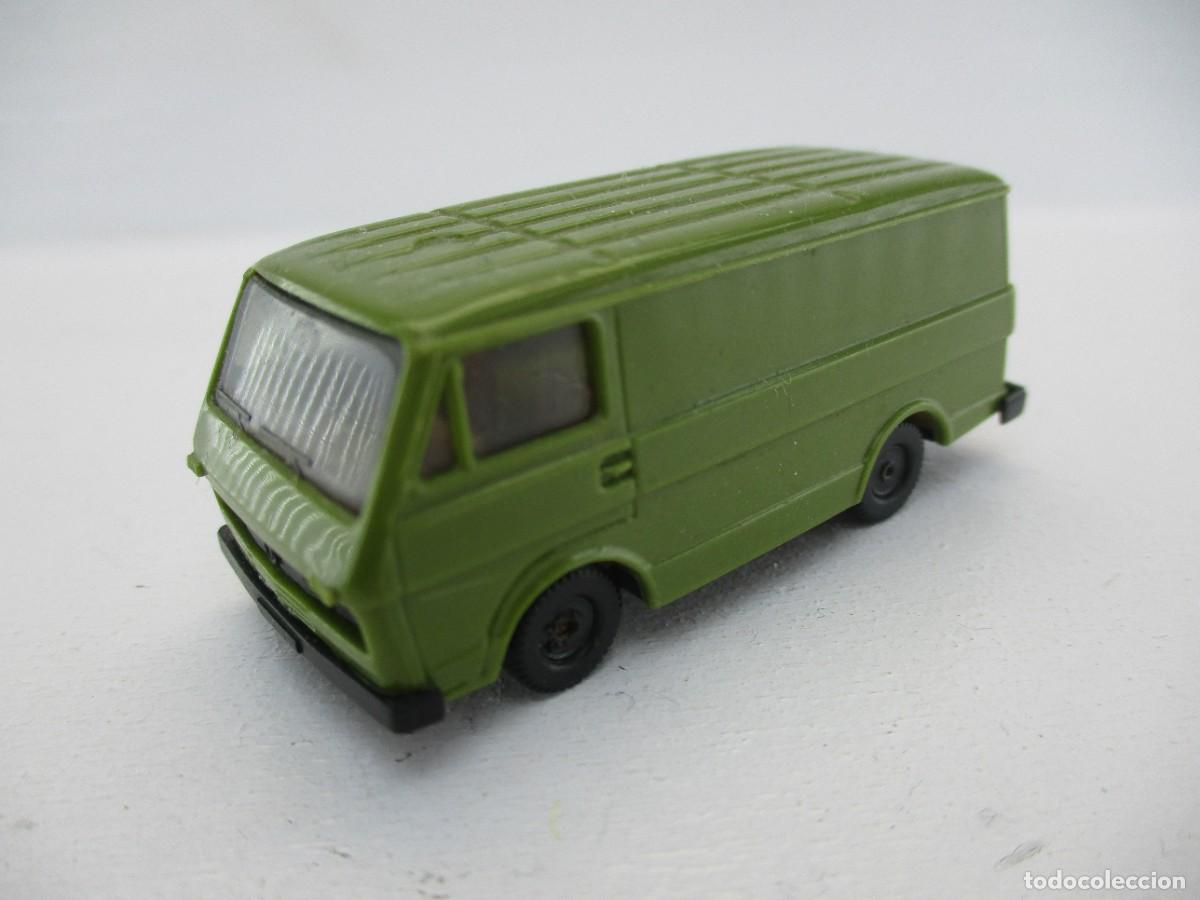 Coches a escala: COCHE ESCALA 1:87 REF C-5 - Foto 1