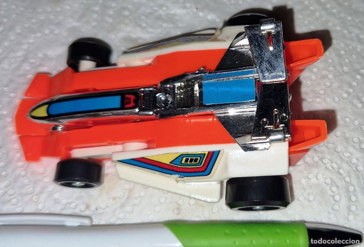 Coches a escala: Coche Transformable plastico - Foto 4
