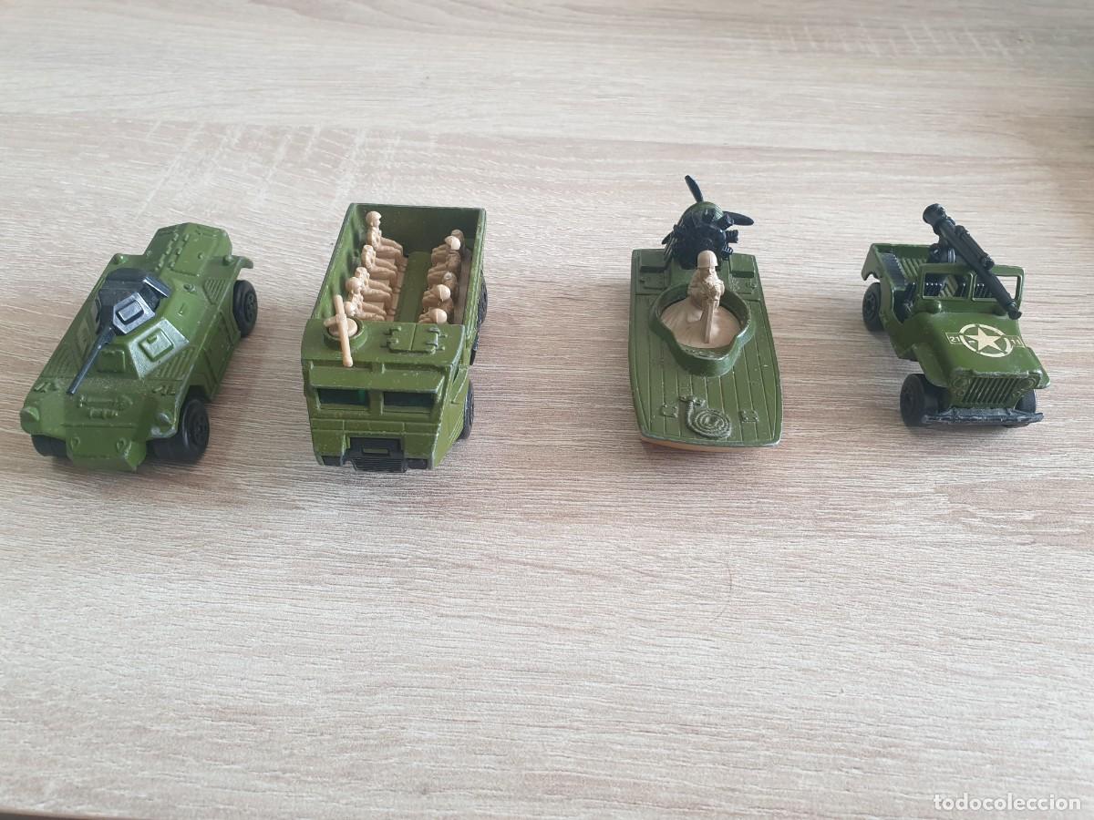Coches a escala: matchbox lesney militar. tanque rolamitics, cami&oacute;n transporte de tropa, lancha, jeep