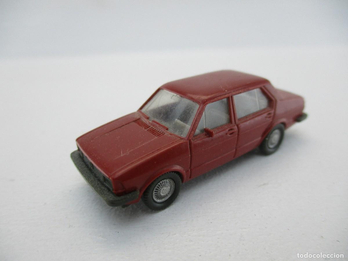 Coches a escala: COCHE ESCALA 1:87 REF B6 - Foto 1