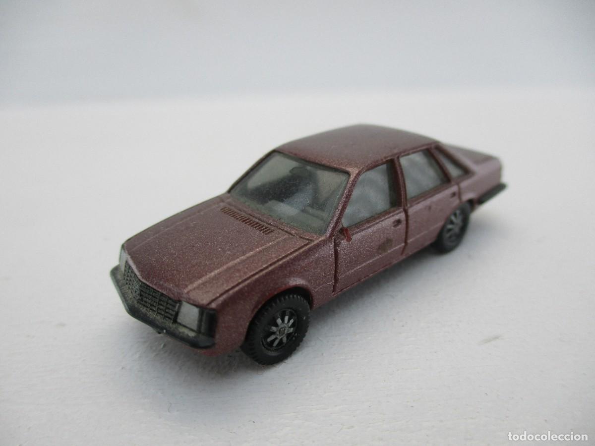 Coches a escala: COCHE ESCALA 1:87 REF B7 - Foto 1