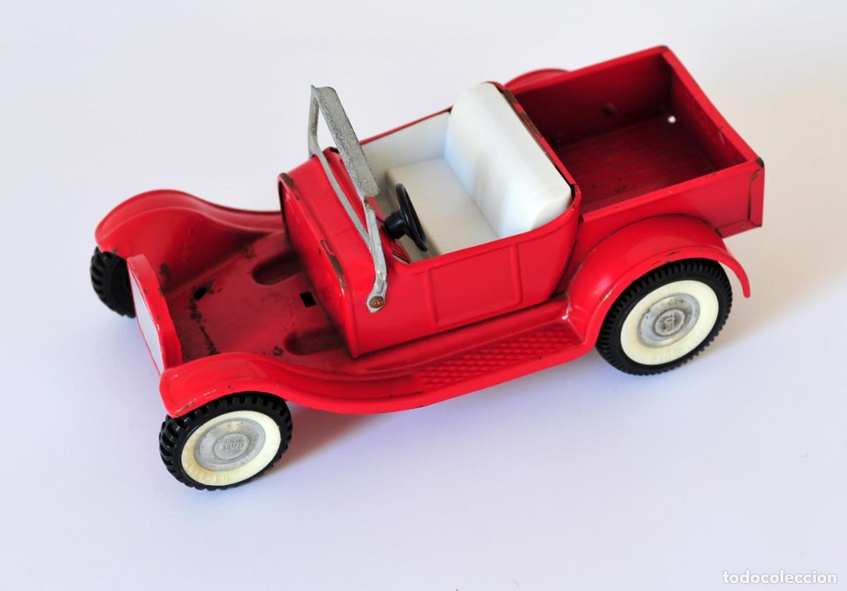 Coches a escala: Coche vintage de juguete. Nylint Toys, Made in USA. De metal esmaltado color rojo. Incompleto