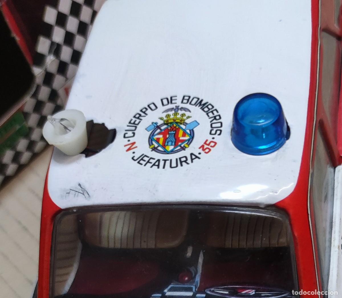 Coches a escala: Antiguo coche de Bomberos de Roman- no funciona - Foto 3