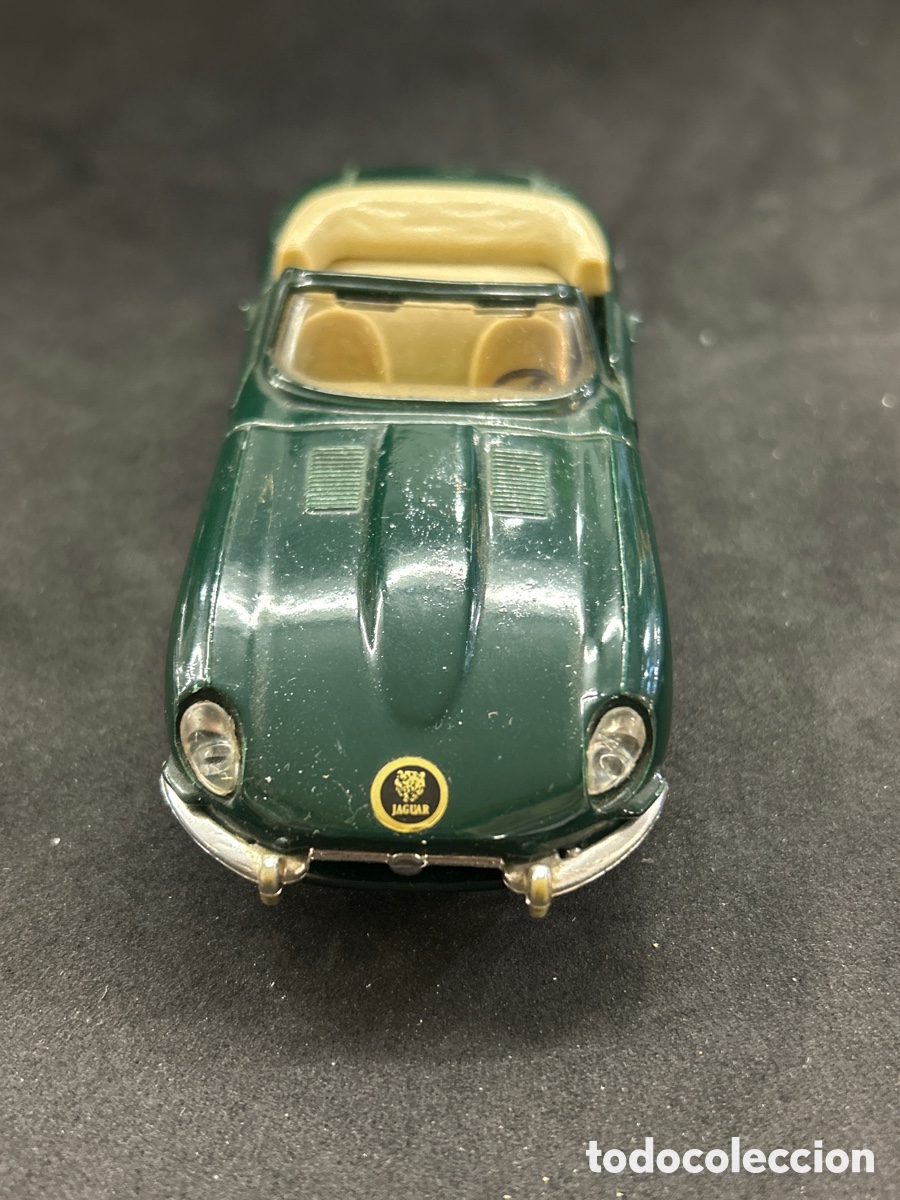 Coches a escala: Maisto Jaguar E 1/38 - Foto 2