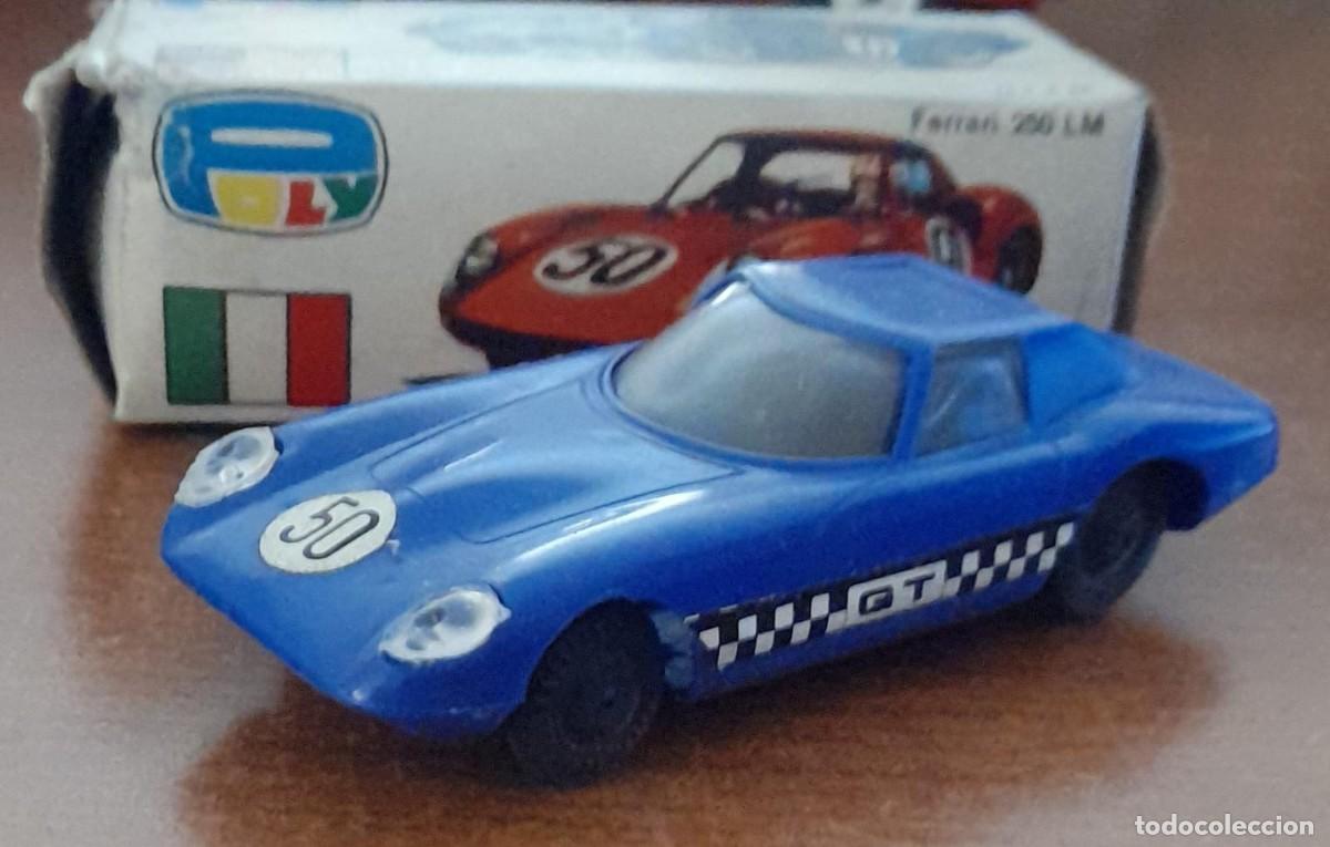 Coches a escala: FERRARI 250 LM DE PLY, DE PL&Aacute;STICO, A FRICCI&Oacute;N