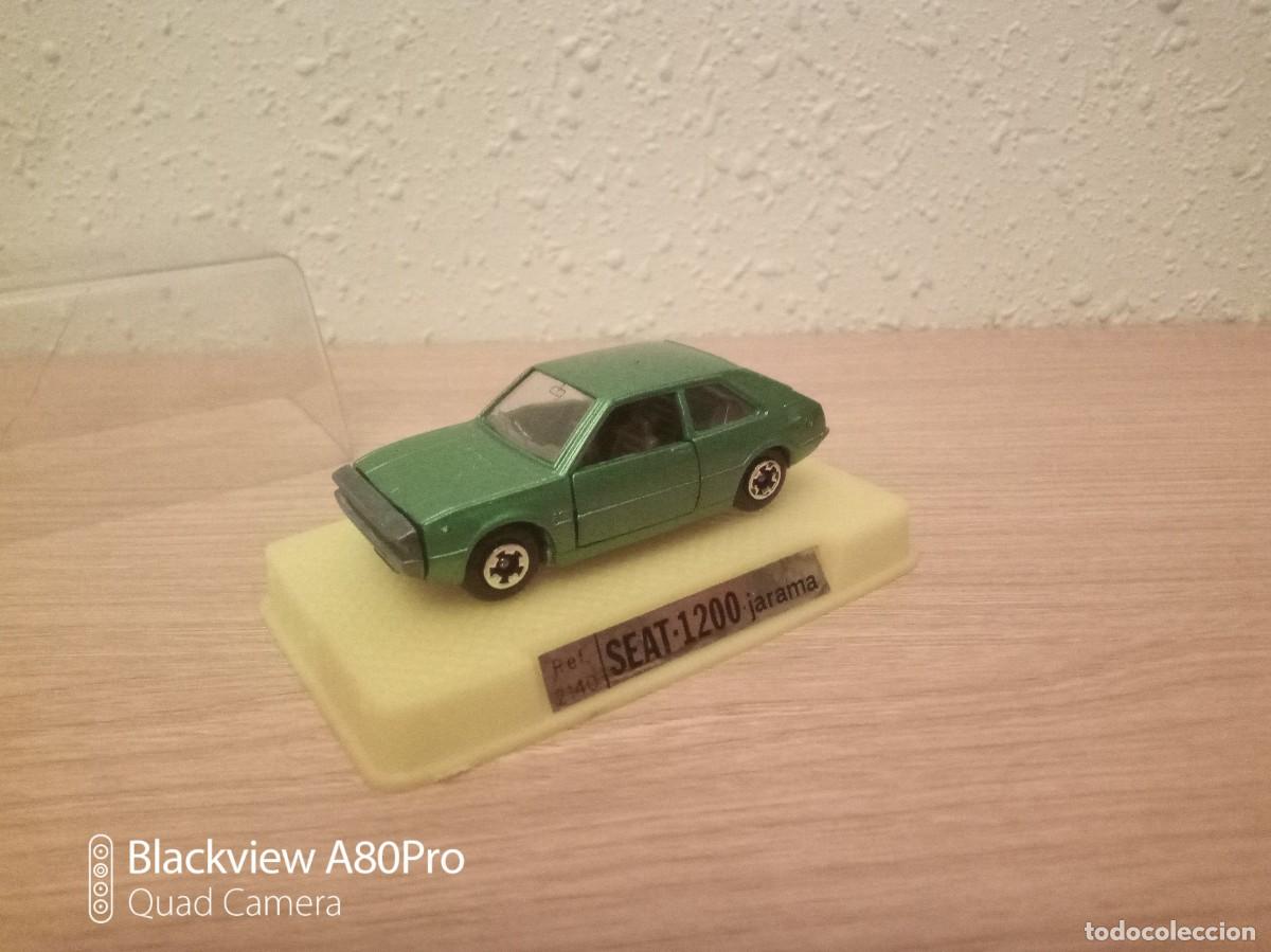 Coches a escala: Mira Seat 1200 - Foto 1