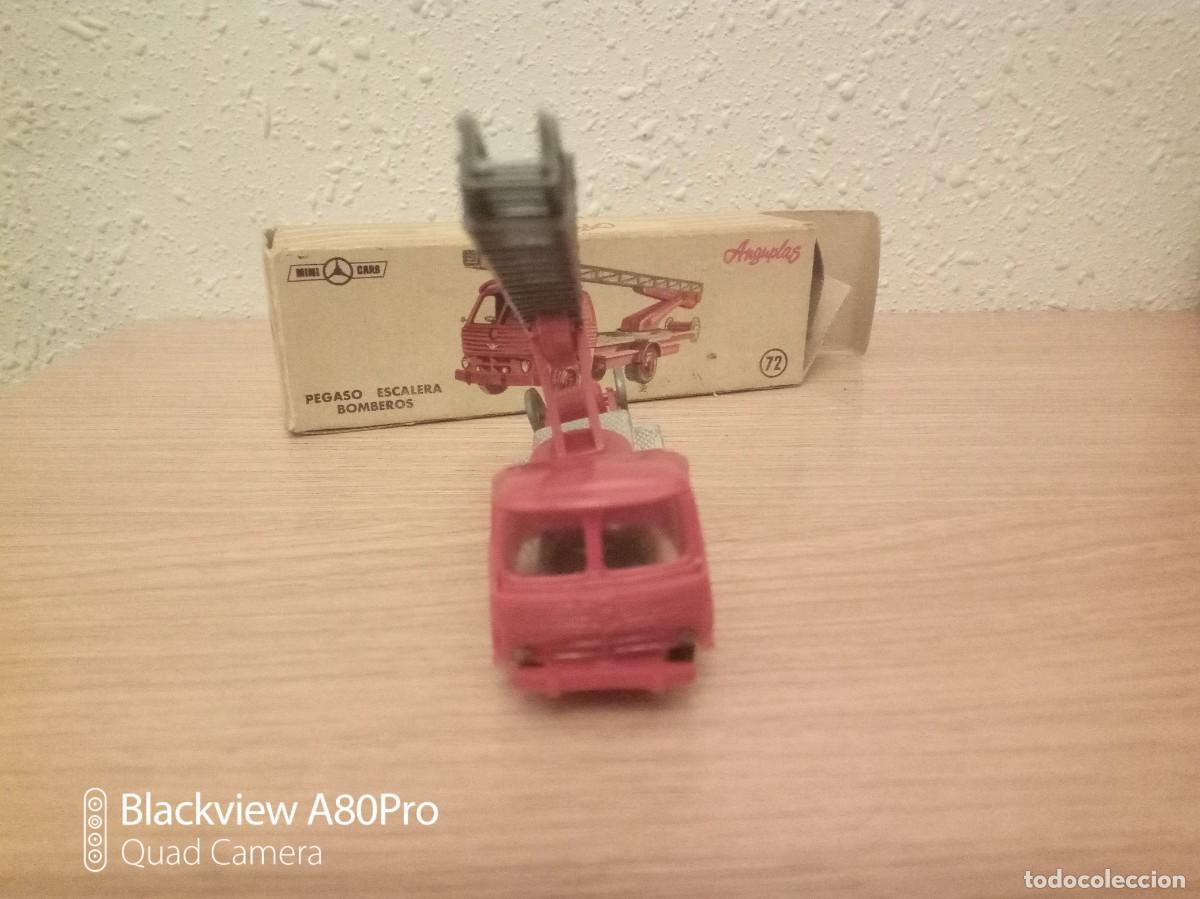 Coches a escala: Anguplas Pegaso escalera bomberos - Foto 2