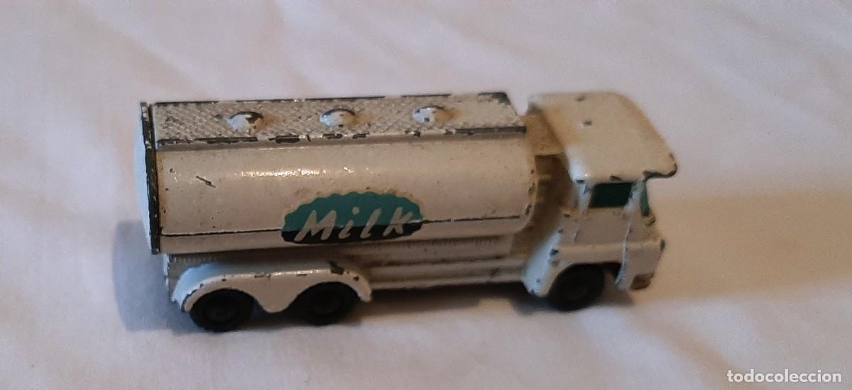 Coches a escala: Cami&oacute;n cisterna de Leche....Guy Warrior Tanker. - Foto 3