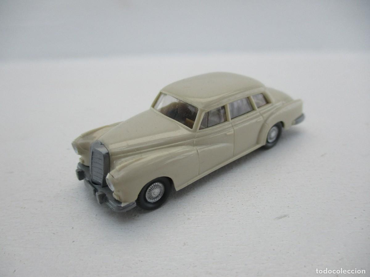 Coches a escala: COCHE ESCALA 1:87 REF B9 - Foto 1