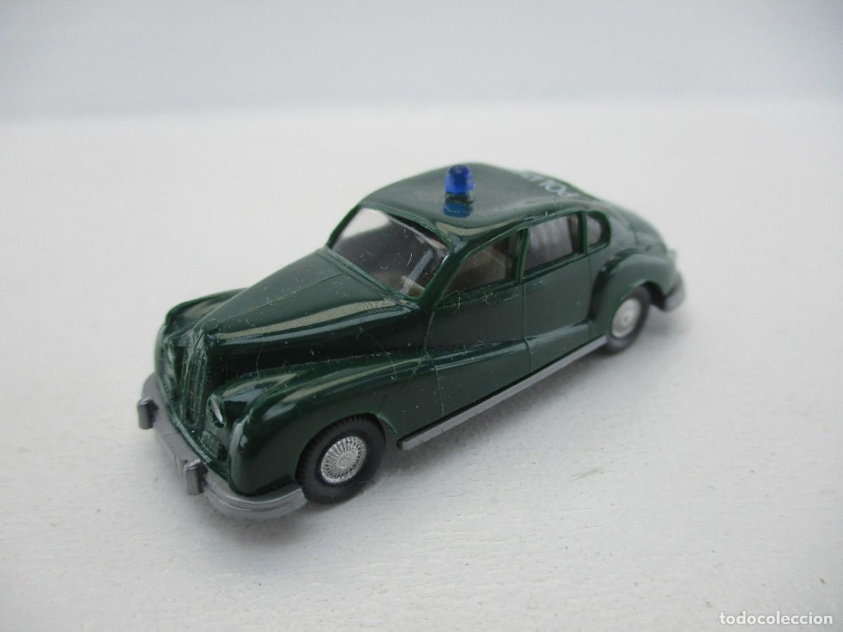 Coches a escala: COCHE ESCALA 1:87 REF B9 - Foto 1