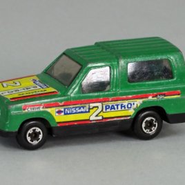 Nissan Patrol Mira verde escala Matchbox años 80