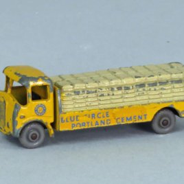 Camión cemento Albion Chieftain Matchbox Lesney nº 51 A Portland Cement años 50