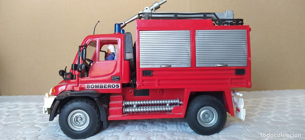 Coches a escala: CAMI&Oacute;N DE BOMBEROS MAJORETTE - Foto 1