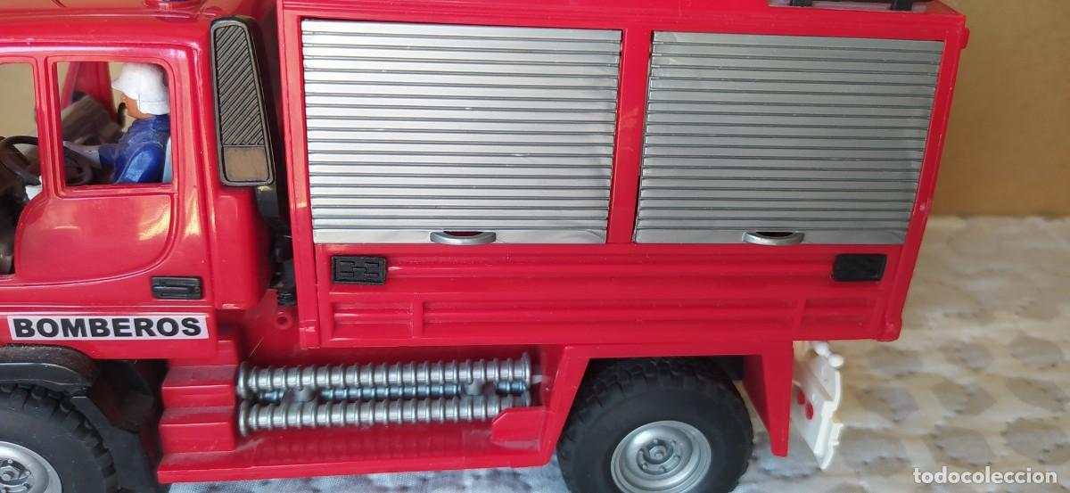 Coches a escala: CAMI&Oacute;N DE BOMBEROS MAJORETTE - Foto 15