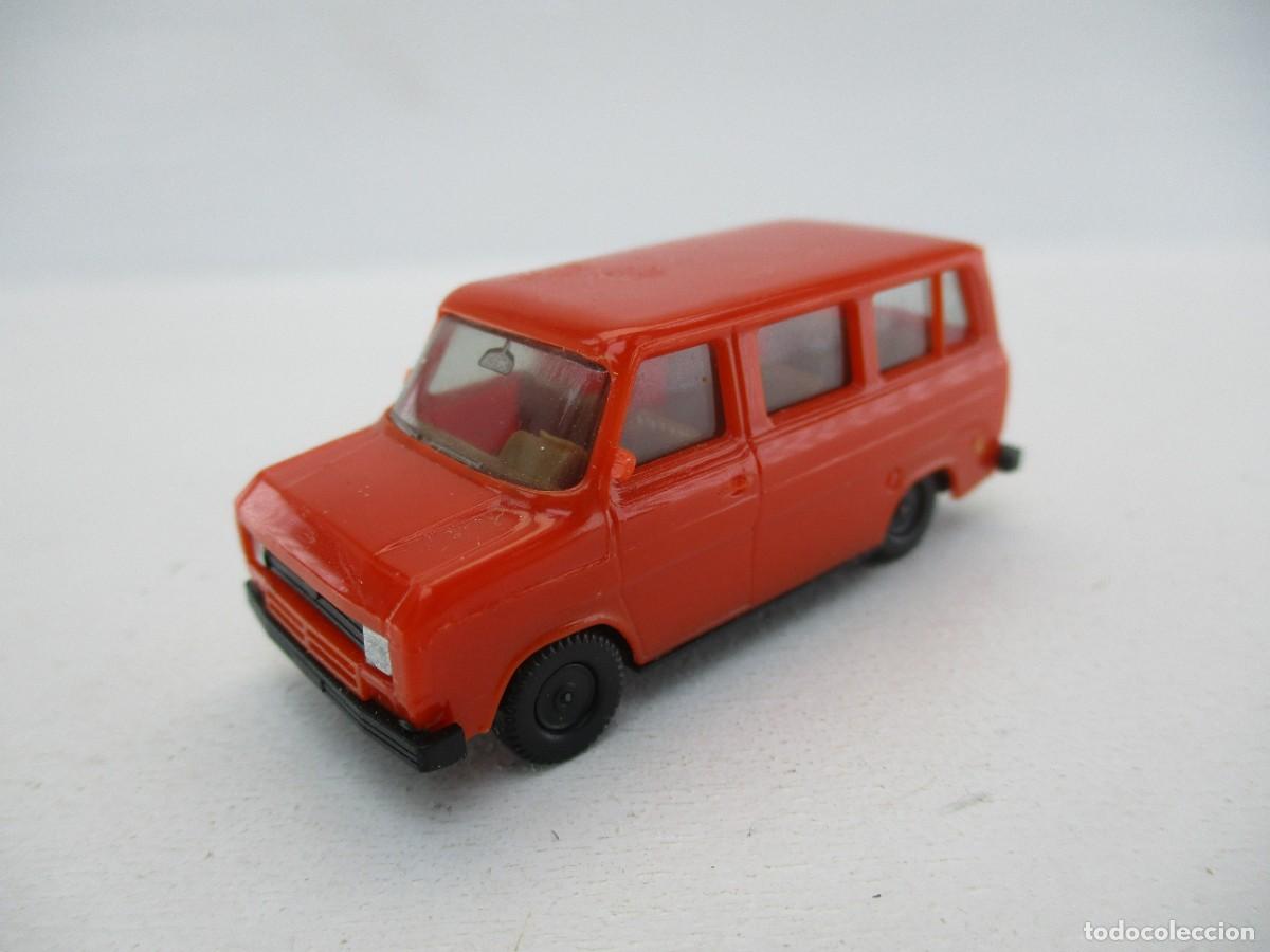 Coches a escala: COCHE ESCALA 1:87 REF B8 - Foto 1