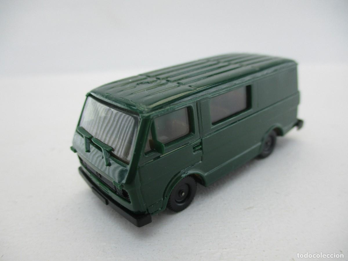 Coches a escala: COCHE ESCALA 1:87 REF B10 - Foto 1