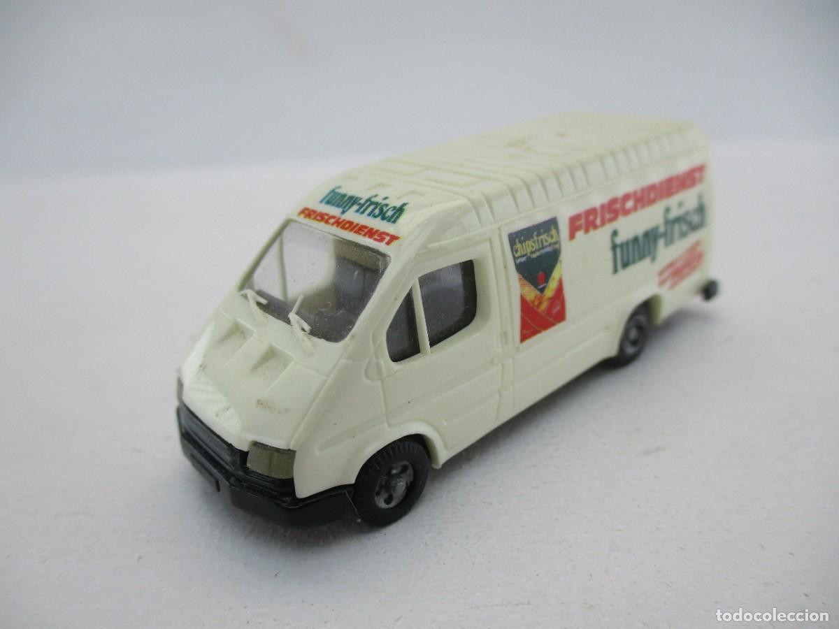 Coches a escala: COCHE ESCALA 1:87 REF B14 - Foto 1