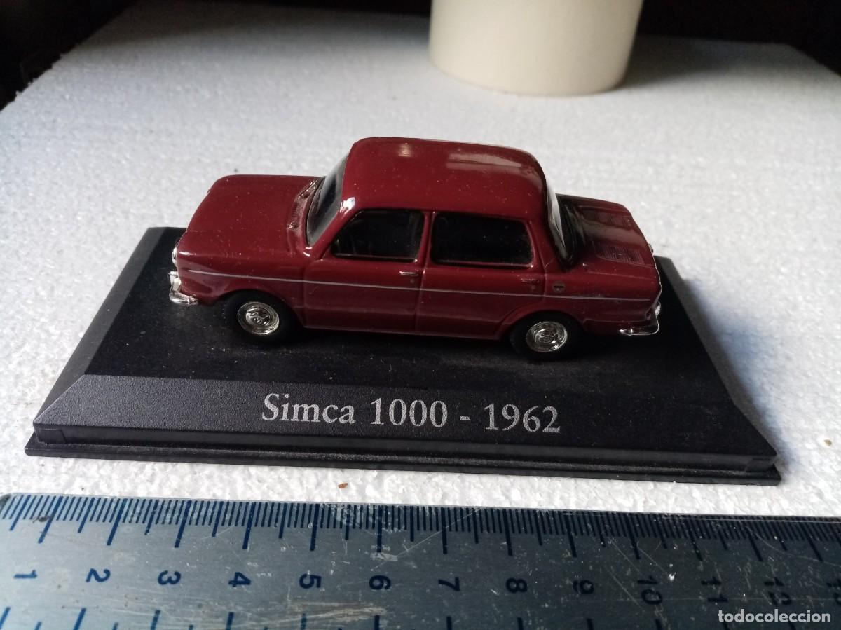 Coches a escala: SIMCA 1000 DE 1962 - ALTAYA - CON SOPORTE - ( FALTA UN LIMPIAPARABRISAS ) - COCHE