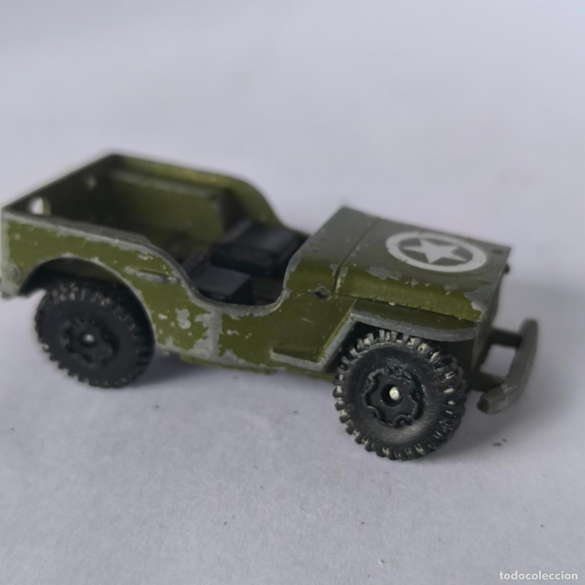 Coches a escala: U.S. ARMY JEEP DE PLAYART