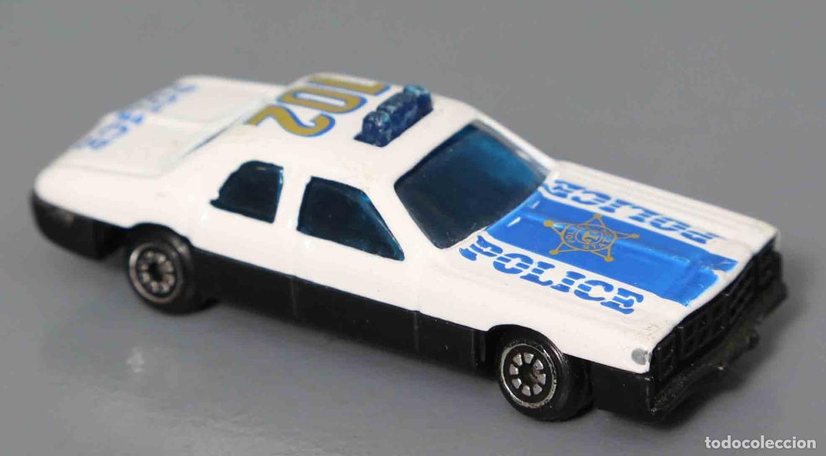 Coches a escala: COCHE. POLICE 102 - Foto 1