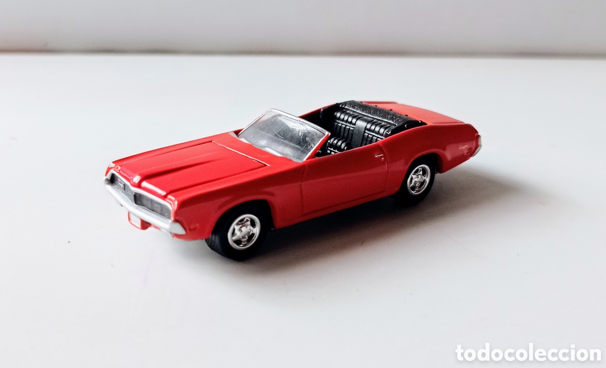 Coches a escala: MERCURY COUGAR / JOHNNY LIGHTNING / 1/64 - Foto 3