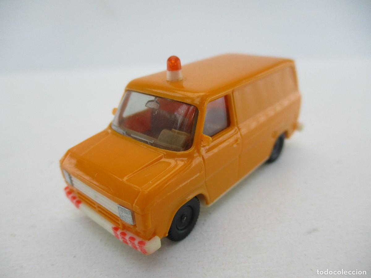 Coches a escala: COCHE ESCALA 1:87 REF B6 - Foto 1