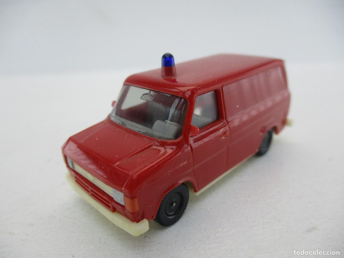 Coches a escala: COCHE ESCALA 1:87 REF B12 - Foto 1