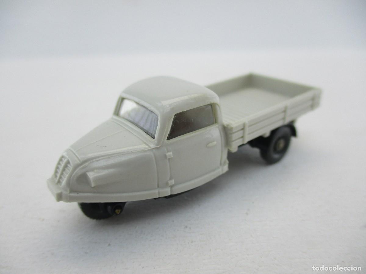 Coches a escala: COCHE ESCALA 1:87 REF &Ntilde;F - Foto 1