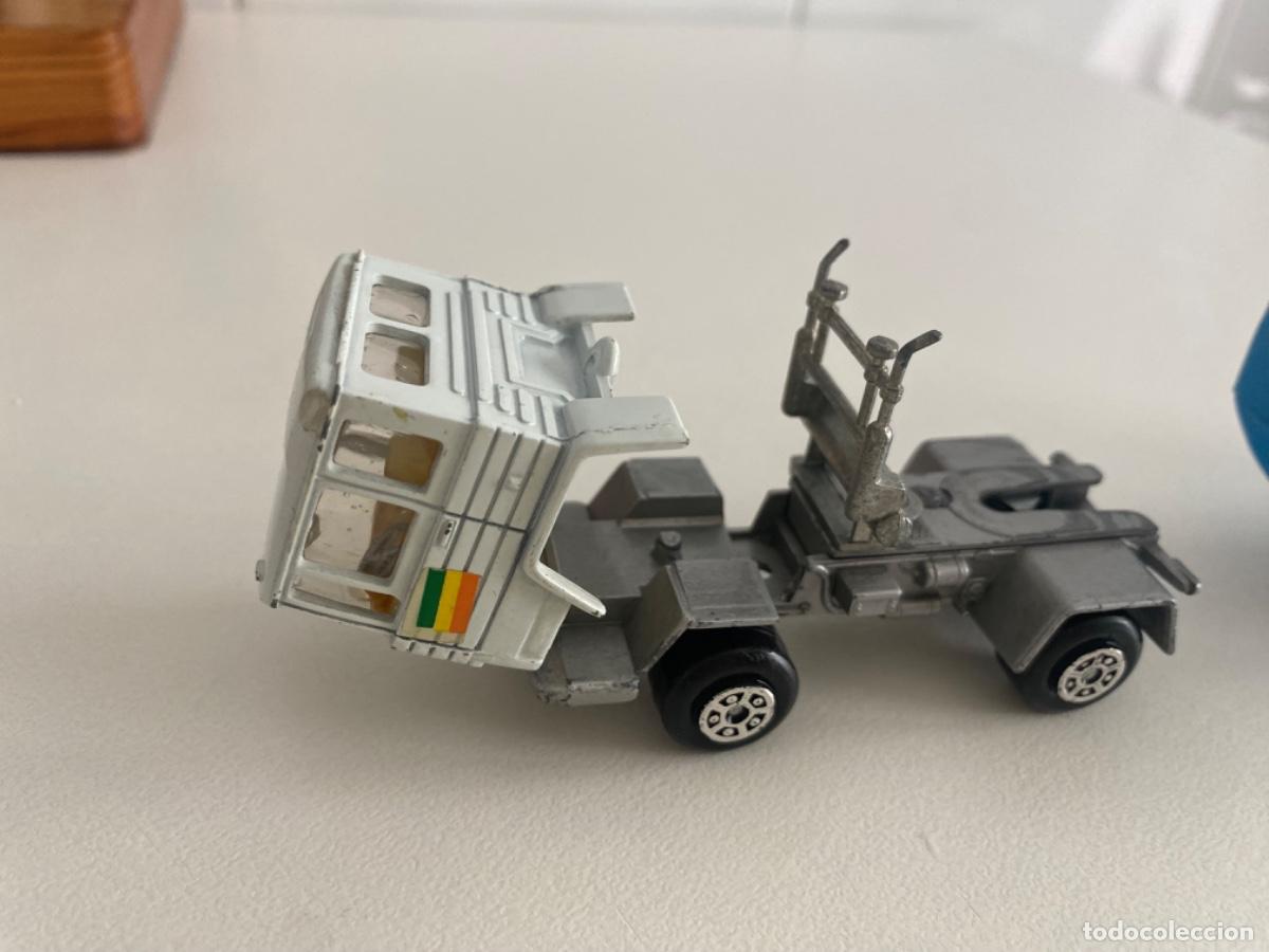 Coches a escala: Pegaso Mira Petrolex 1/64 - Foto 5