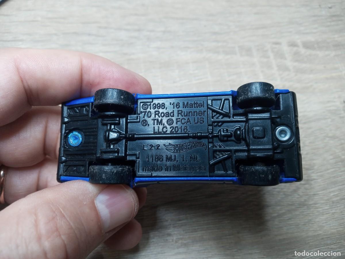 Coches a escala: Hotwheels coche &rdquo;70 Road Runner&rdquo; - Mattel 2016 - Foto 2
