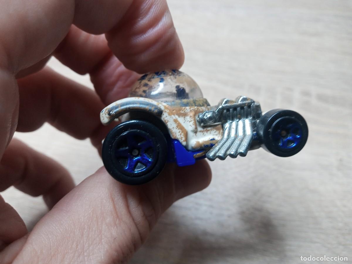 Coches a escala: Hotwheels coche &rdquo;Star Wars R2D2&rdquo; - Mattel 2014 - Foto 3