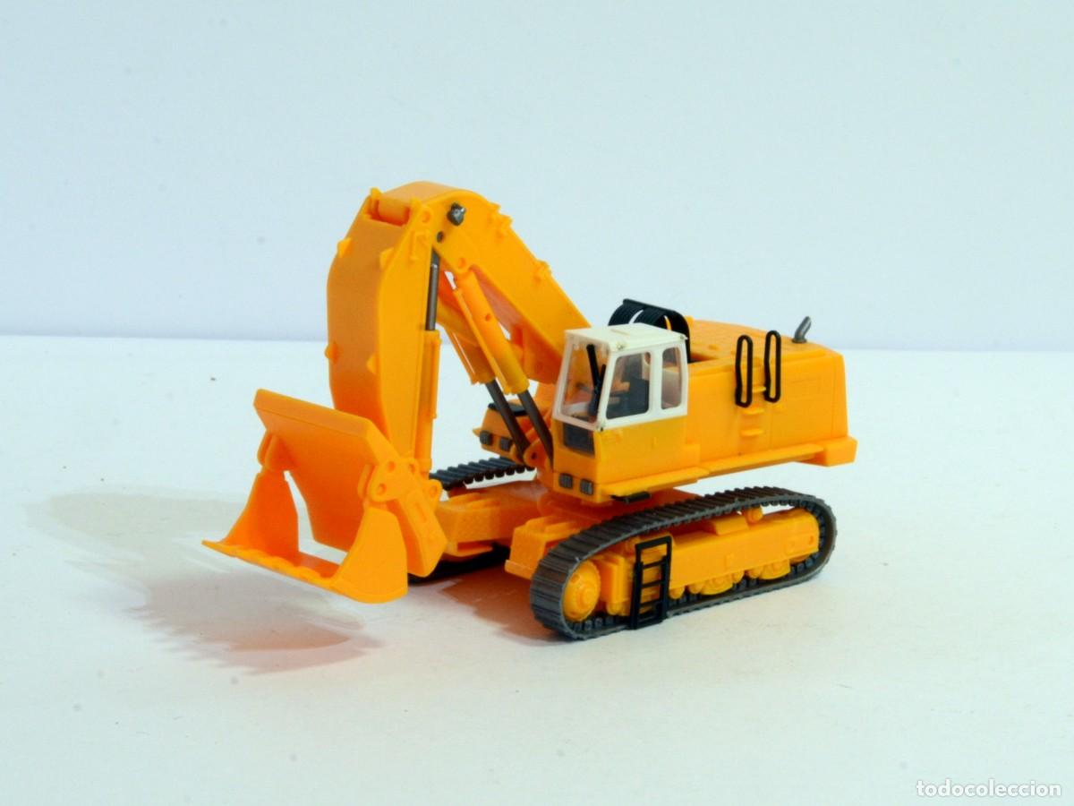 Coches a escala: Kibri Escala 1:87 H0 Excavadora Liebherr 974