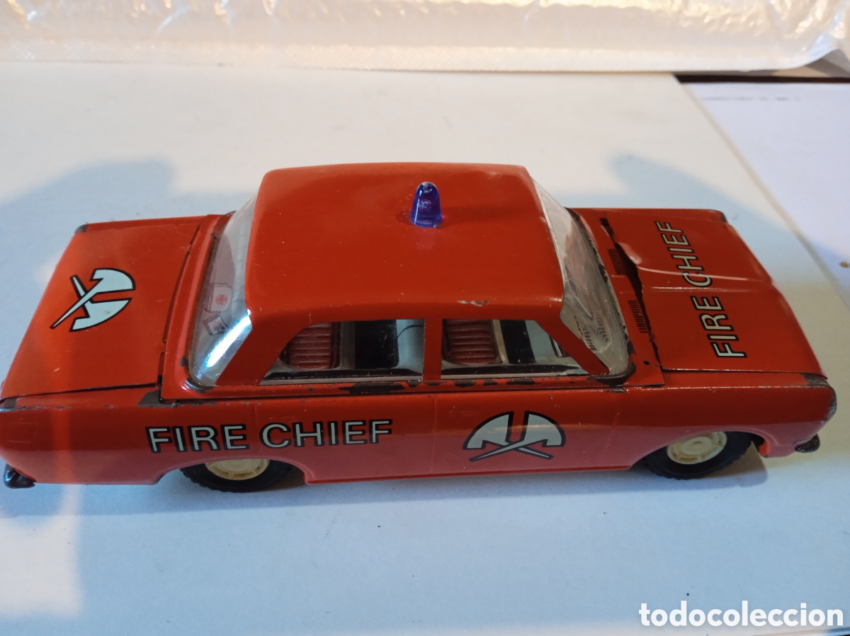Coches a escala: Coche de bomberos de hojalata - Foto 2