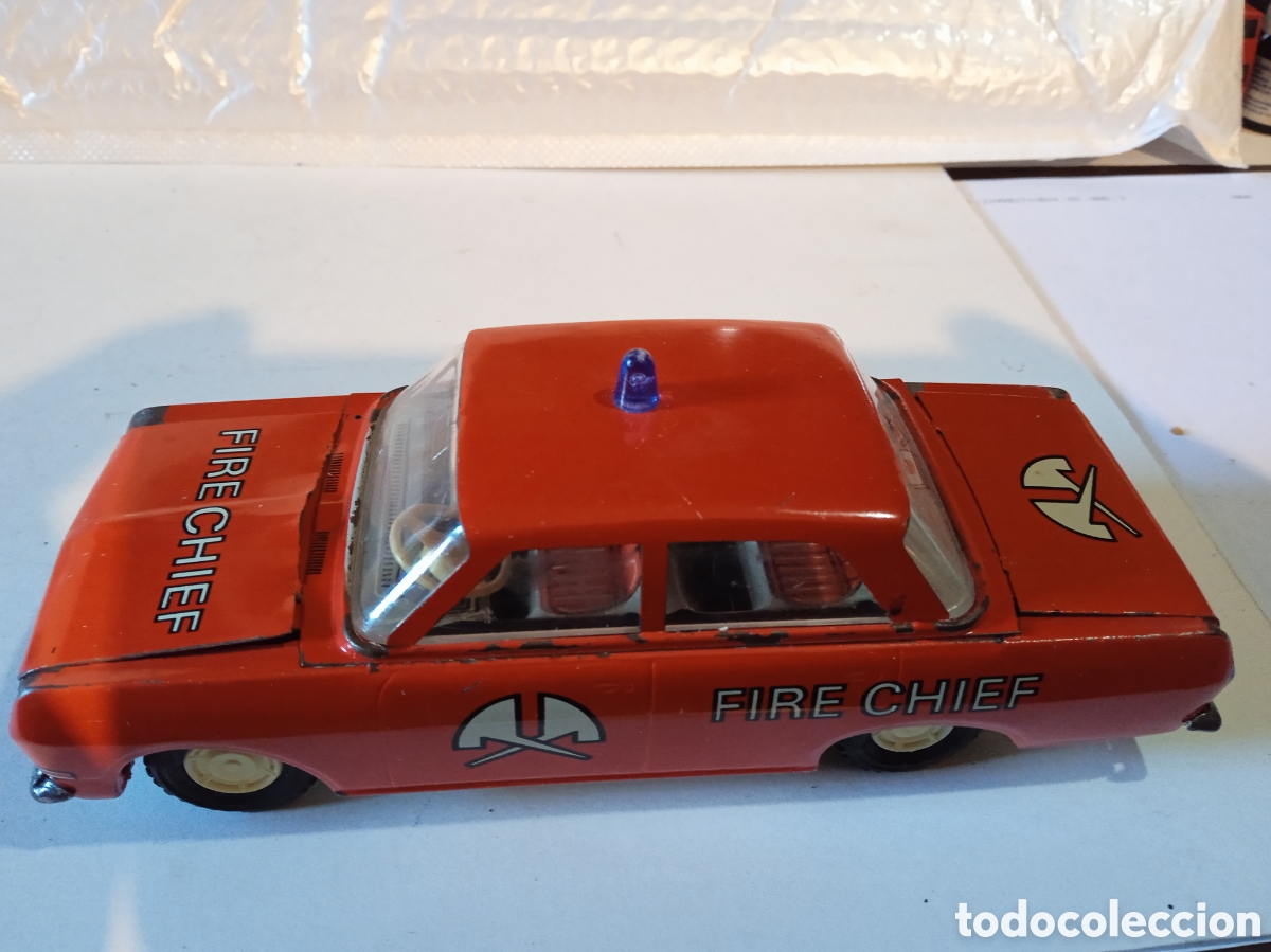 Coches a escala: Coche de bomberos de hojalata - Foto 3